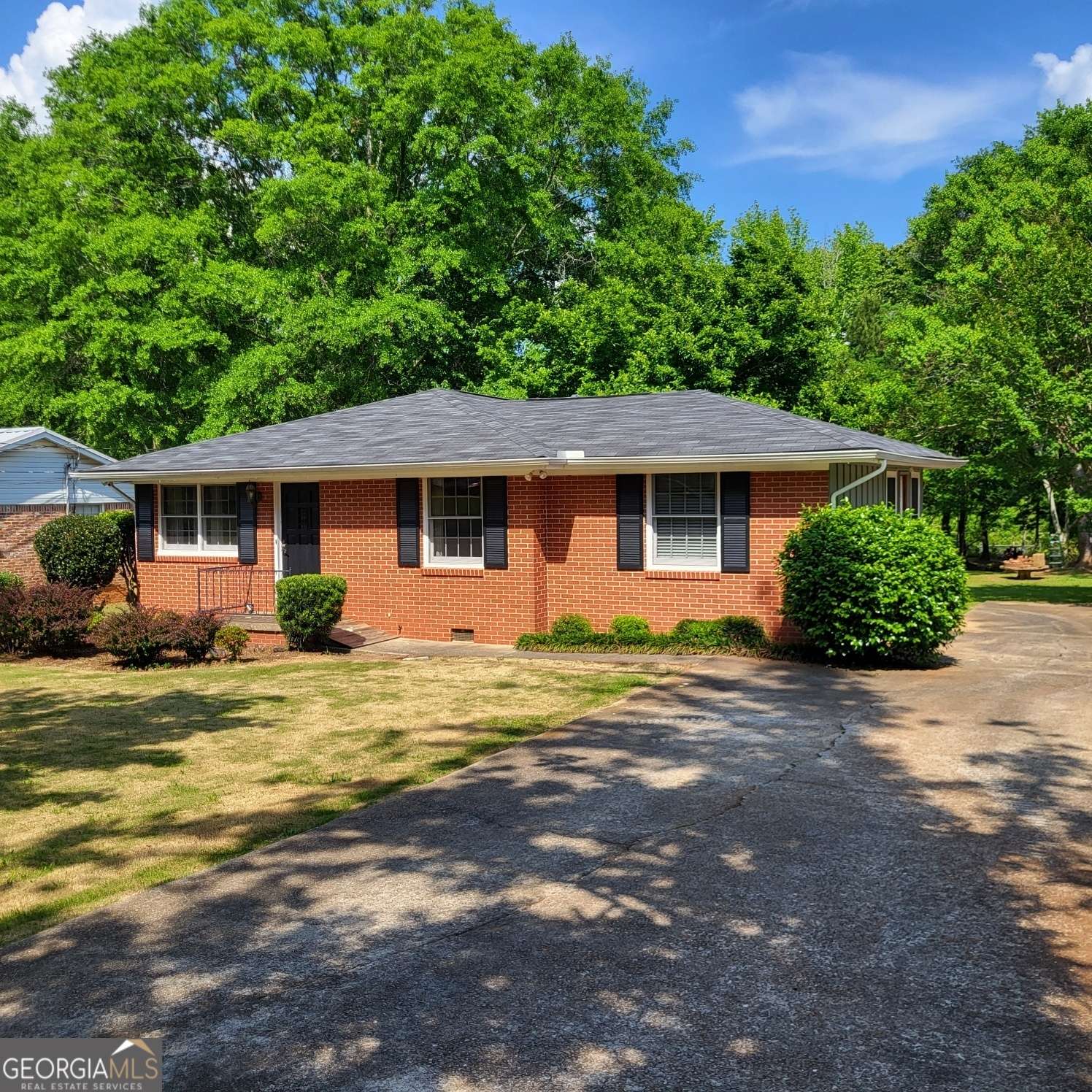 Valley, AL 36854,3204 15th AVE