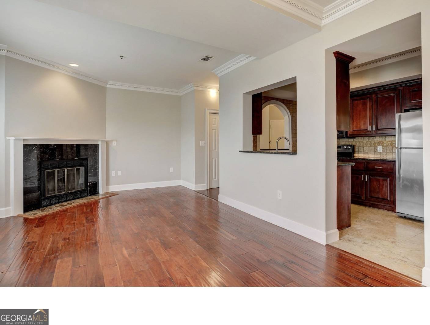 Atlanta, GA 30309,2161 Peachtree RD NE #APT 706