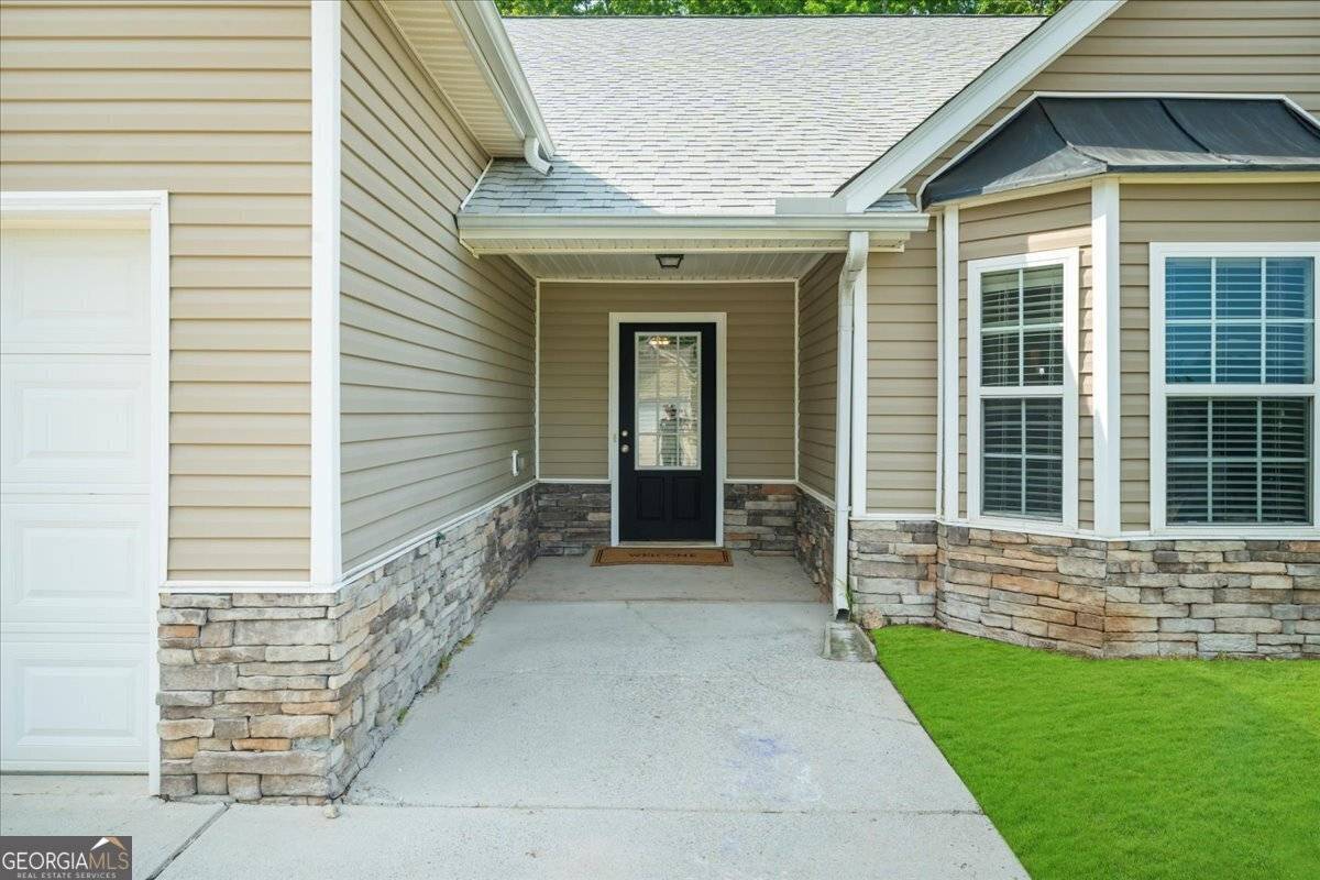 Flowery Branch, GA 30542,5155 Scenic View RD