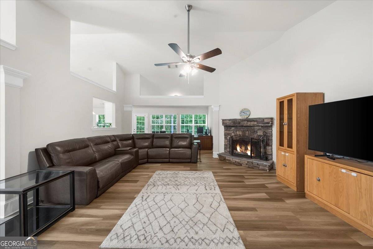 Flowery Branch, GA 30542,5155 Scenic View RD