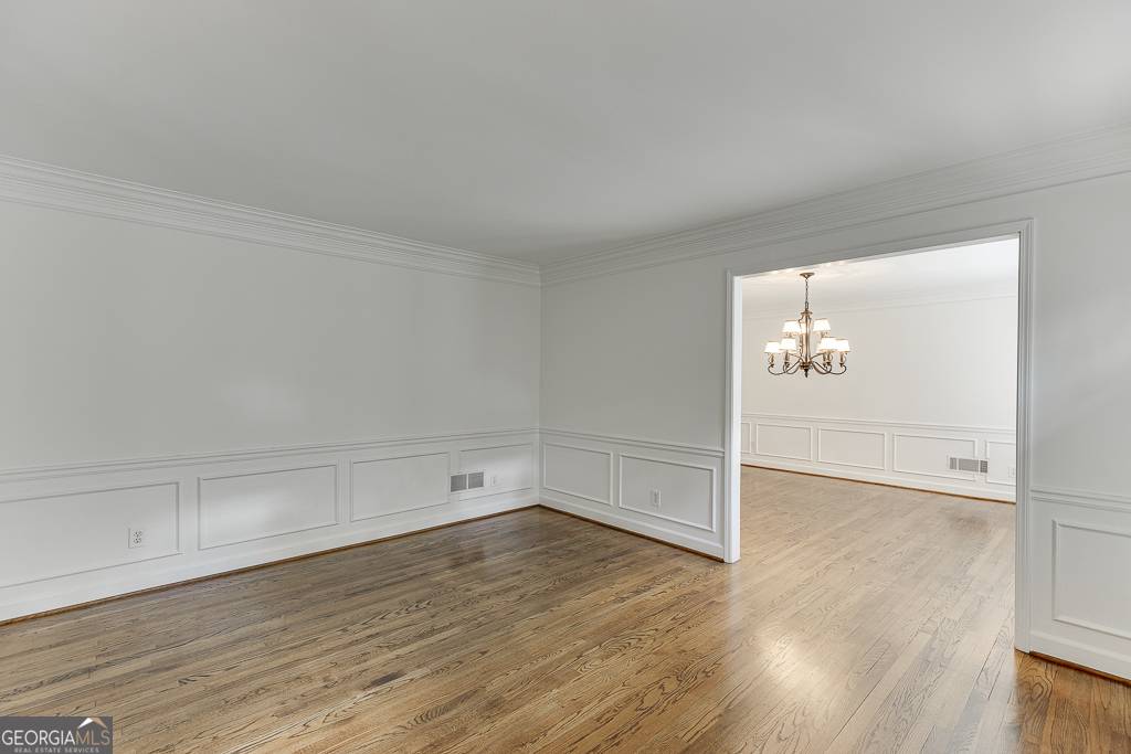 Sandy Springs, GA 30350,7660 Dunvegan Close