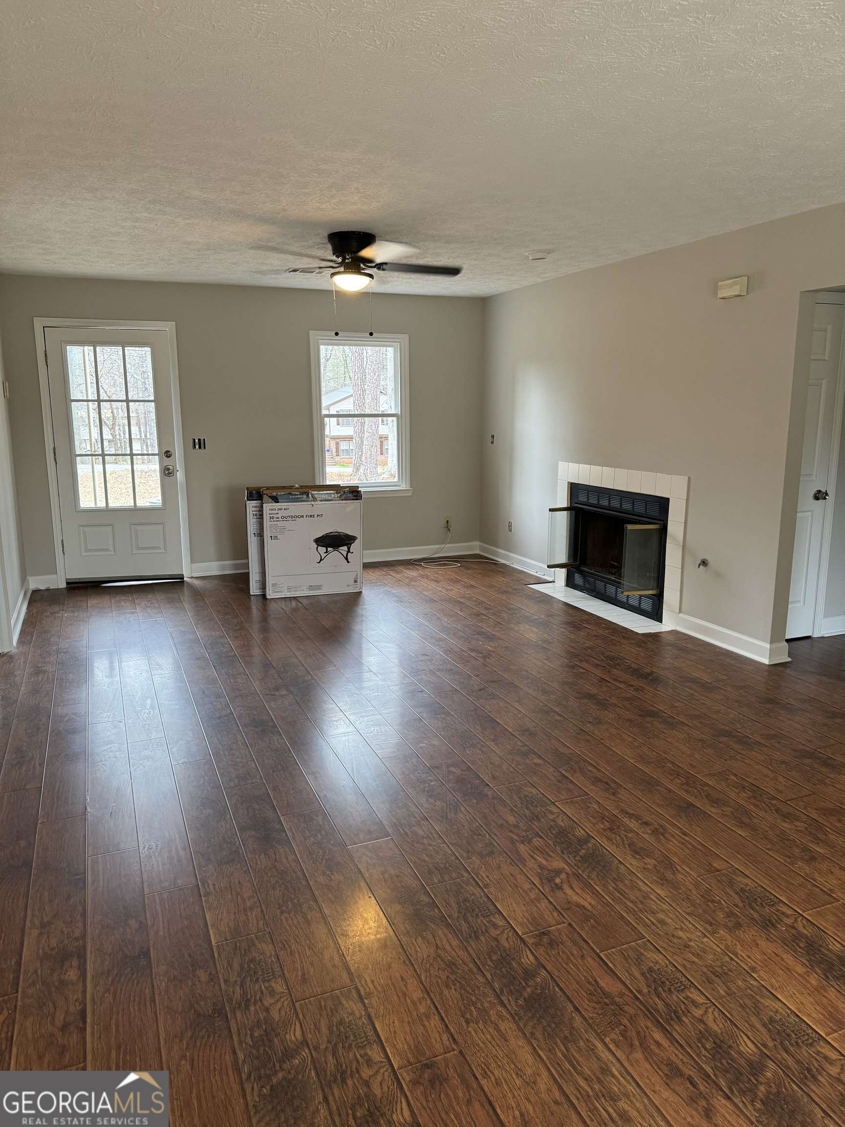 Newnan, GA 30263,246 Lakewood DR