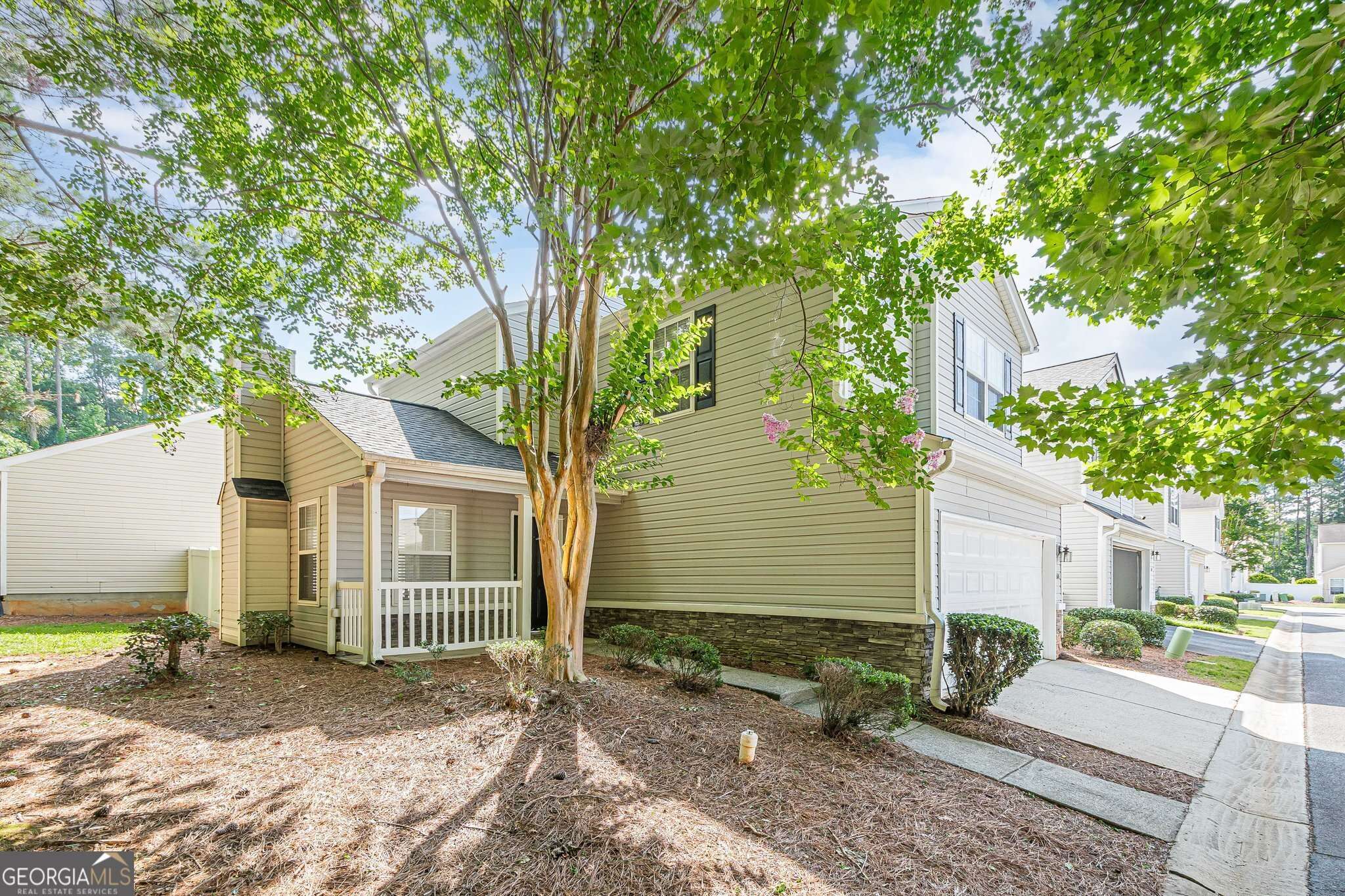 Acworth, GA 30101,606 Windcroft CIR NW