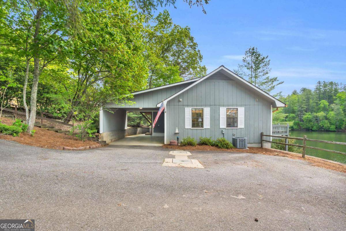 Blairsville, GA 30512,495 Pat Colwell RD