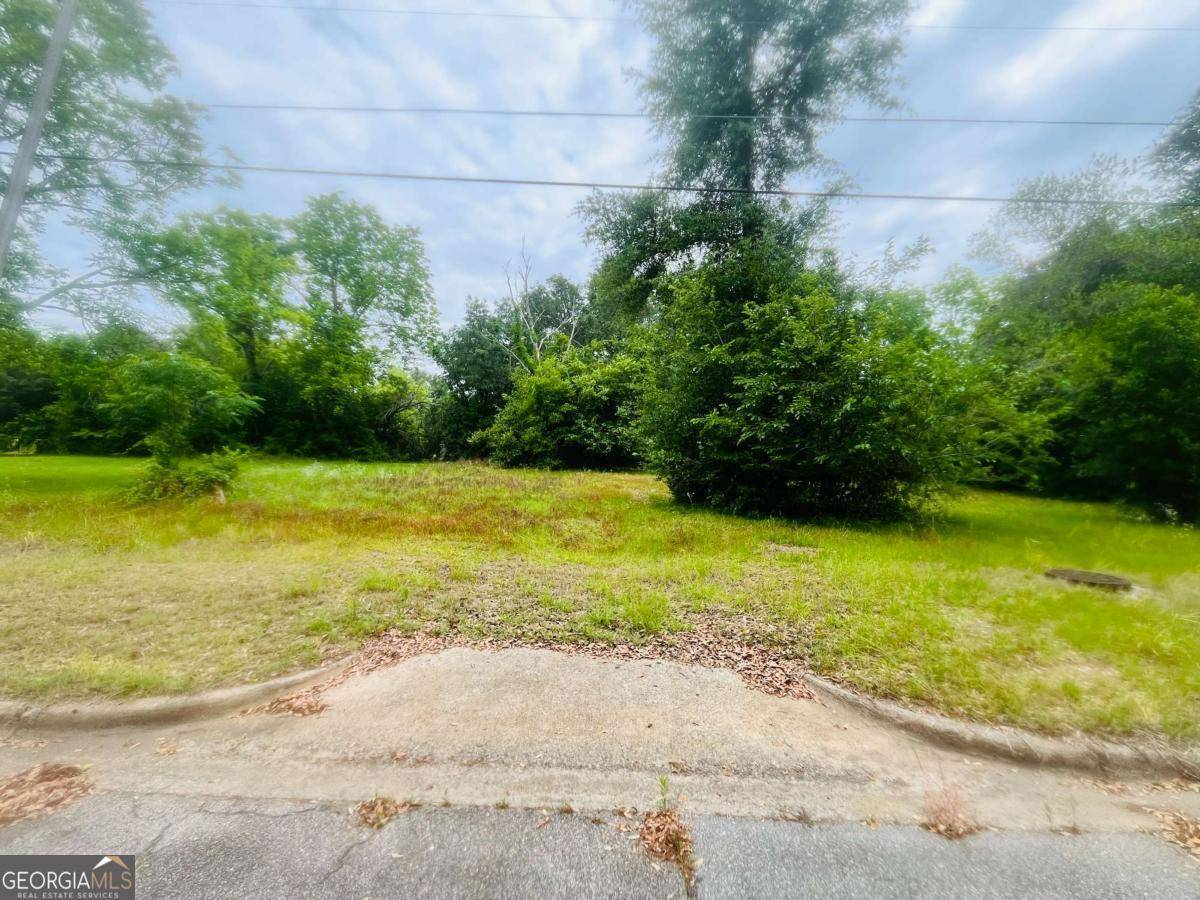 Albany, GA 31705,1323 E SOCIETY AVE