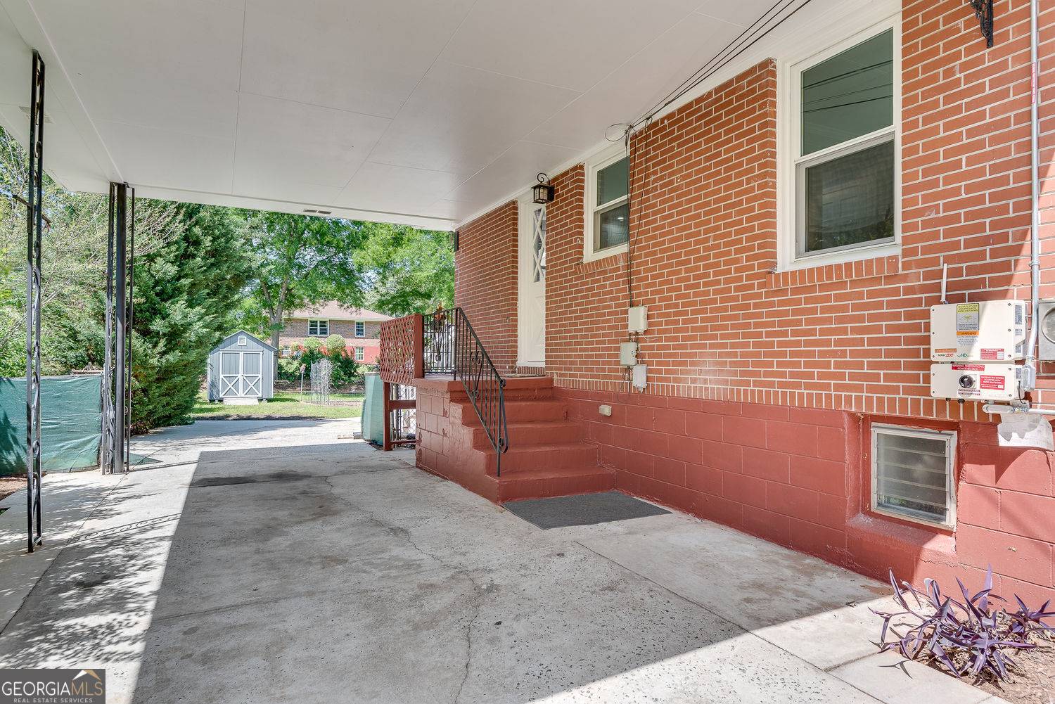 Smyrna, GA 30082,243 Woodview LN