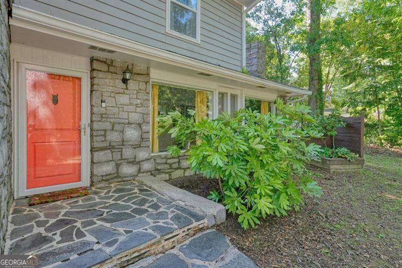Atlanta, GA 30318,2162 BROOKVIEW DR