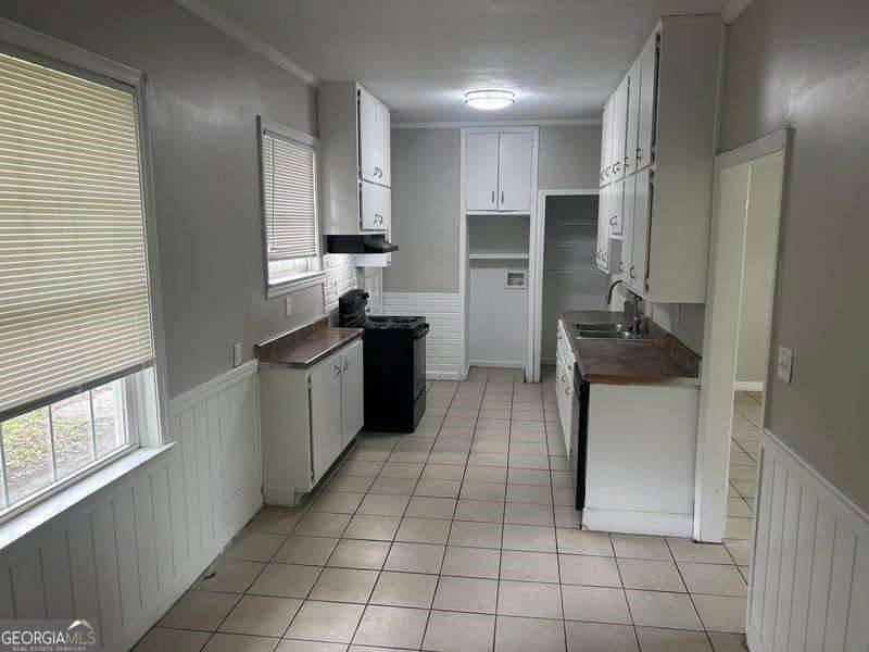 Decatur, GA 30032,2076 Garden CIR