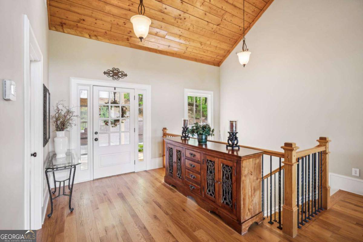 Big Canoe, GA 30143,215 Columbine DR