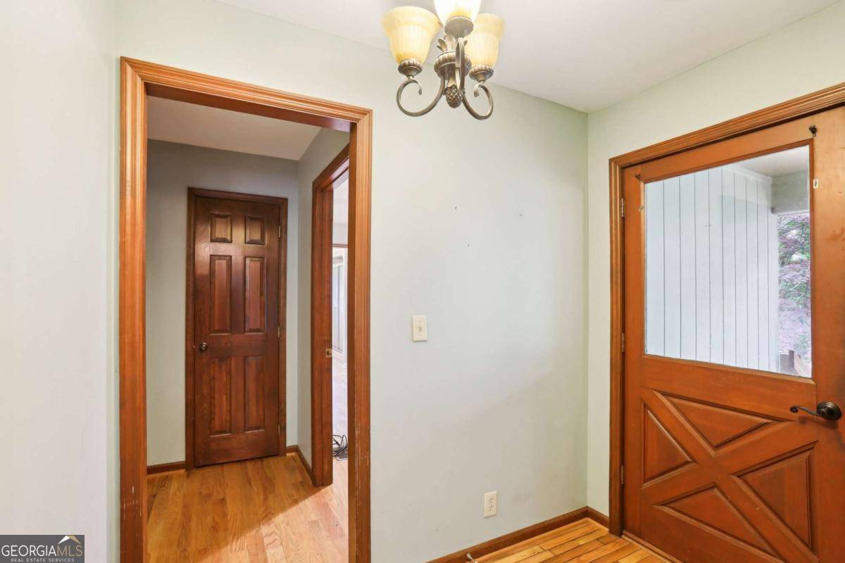 Flowery Branch, GA 30542,4071 Warren RD