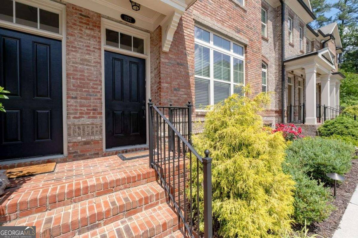 Atlanta, GA 30324,1222 LAVISTA CIR NE