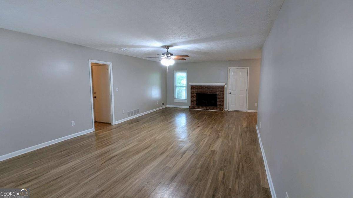 Stone Mountain, GA 30083,1182 Demere DR