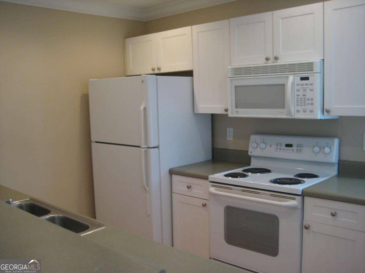Athens, GA 30605,490 Barnett Shoals RD #529