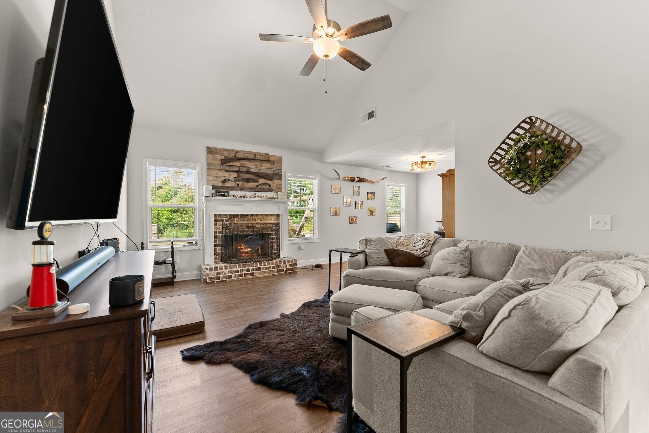 Carnesville, GA 30521,68 Neal Little RD