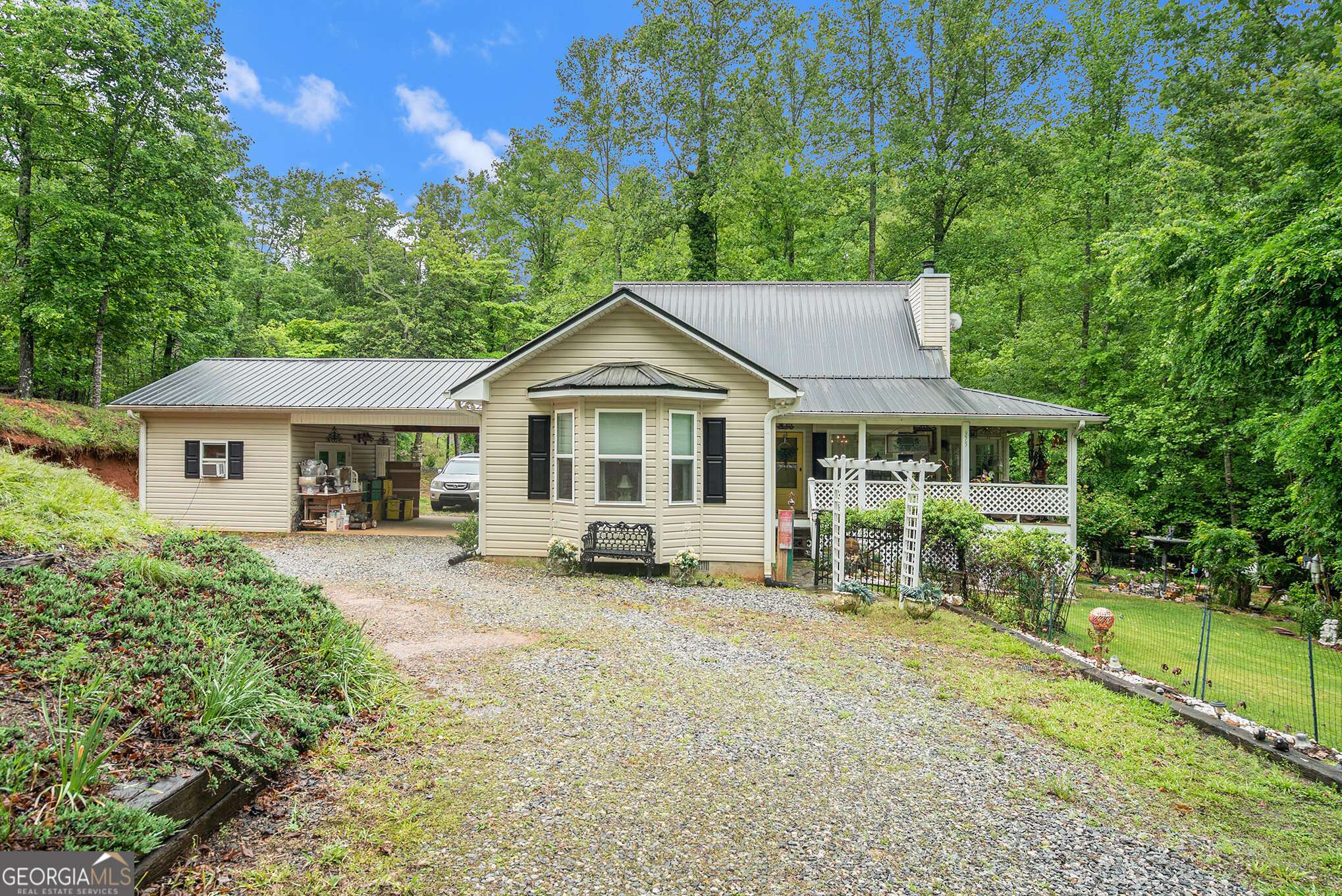 Cornelia, GA 30531,375 Buckwood TRL