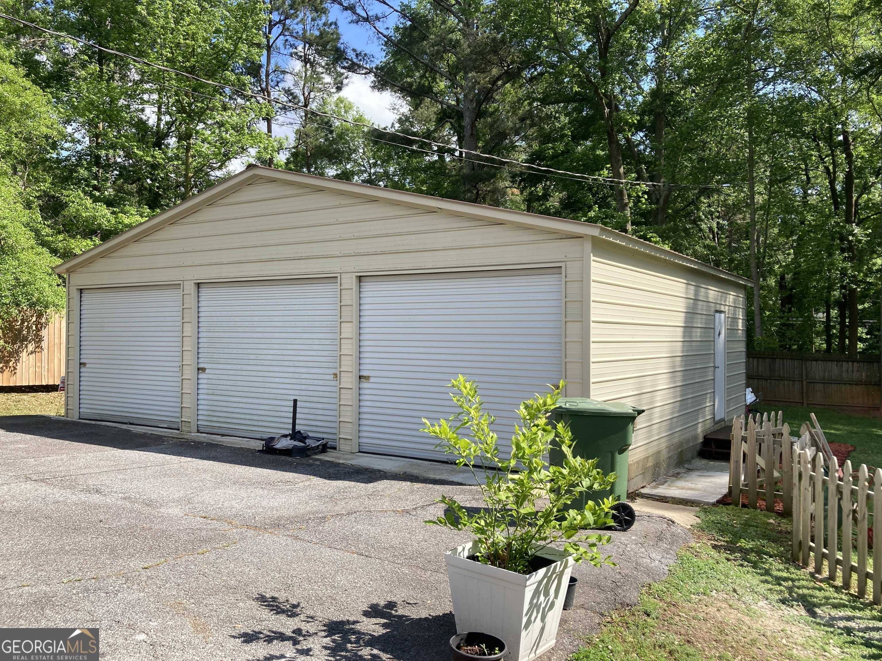 Royston, GA 30662,640 Pine Valley DR