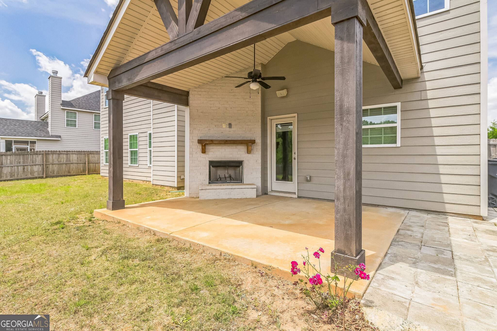 Kathleen, GA 31047,123 Amberley CT