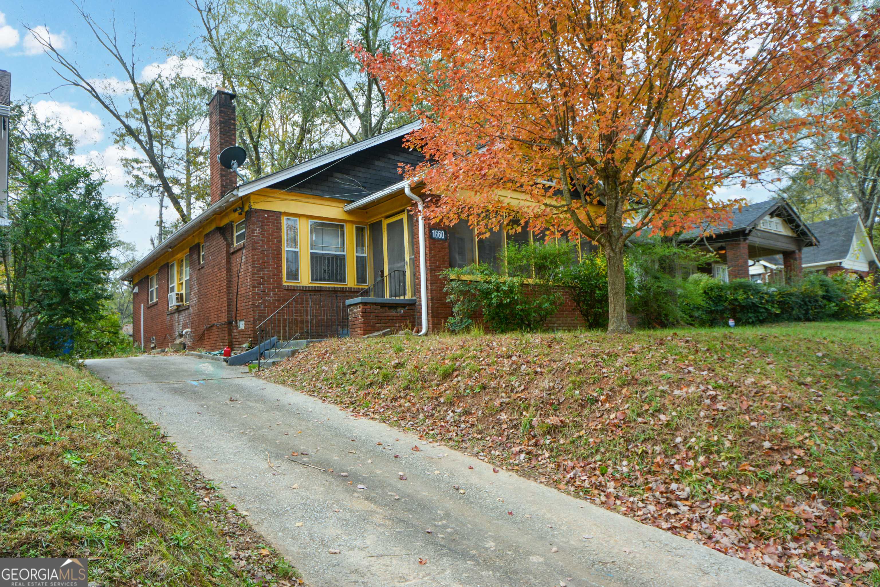 Atlanta, GA 30310,1660 Rogers AVE SW