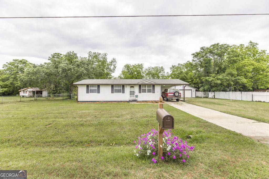 Cochran, GA 31014,120 Southside DR