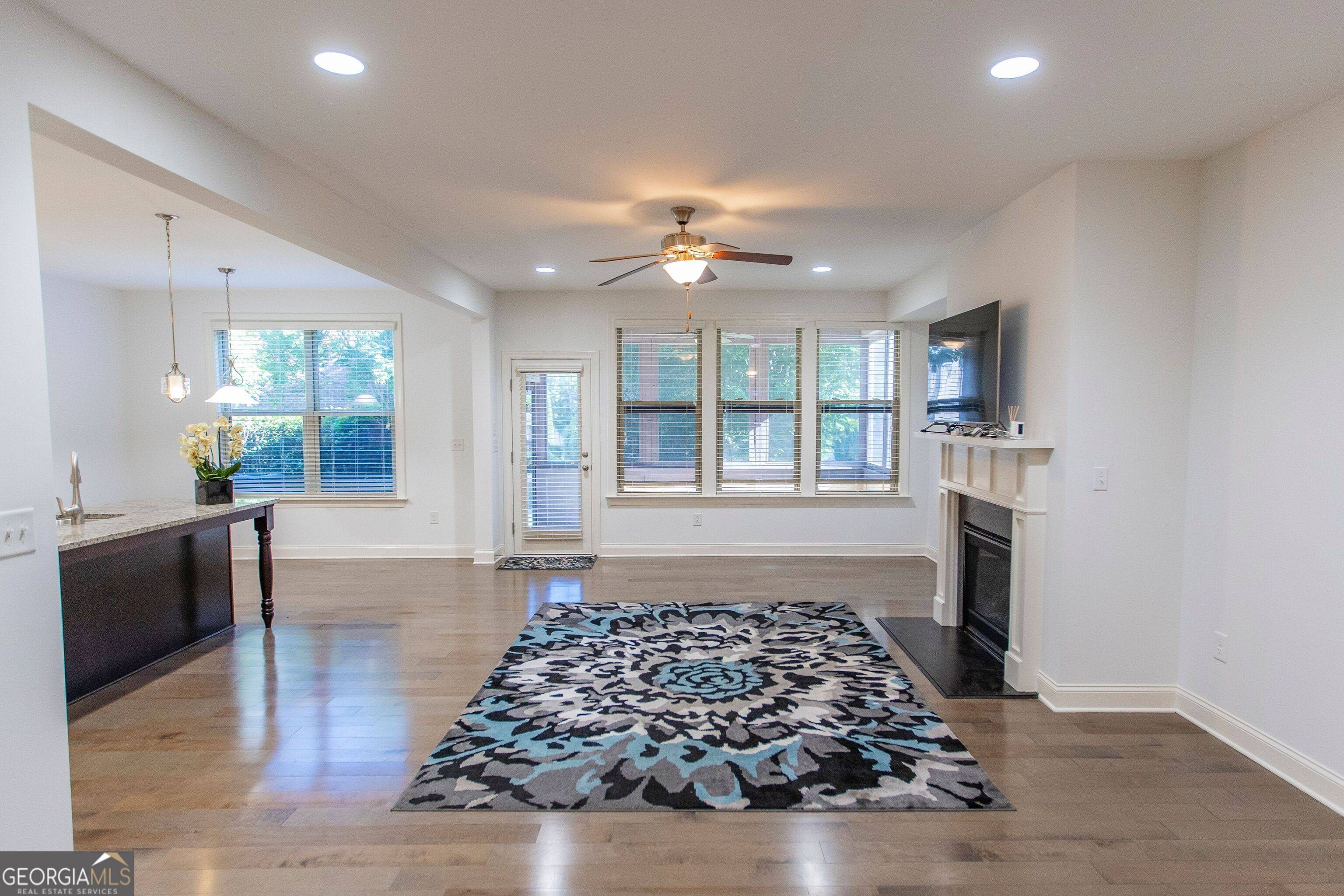 Johns Creek, GA 30022,9872 Cameron Parc CIR