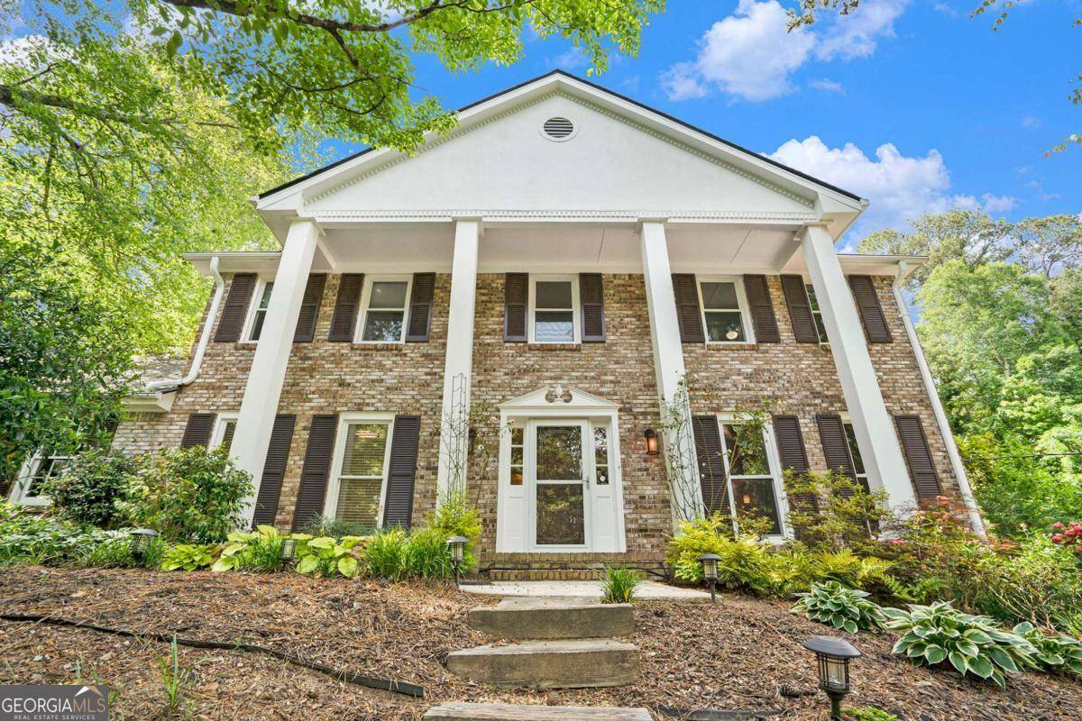 Atlanta, GA 30328,6300 Mountain Brook LN
