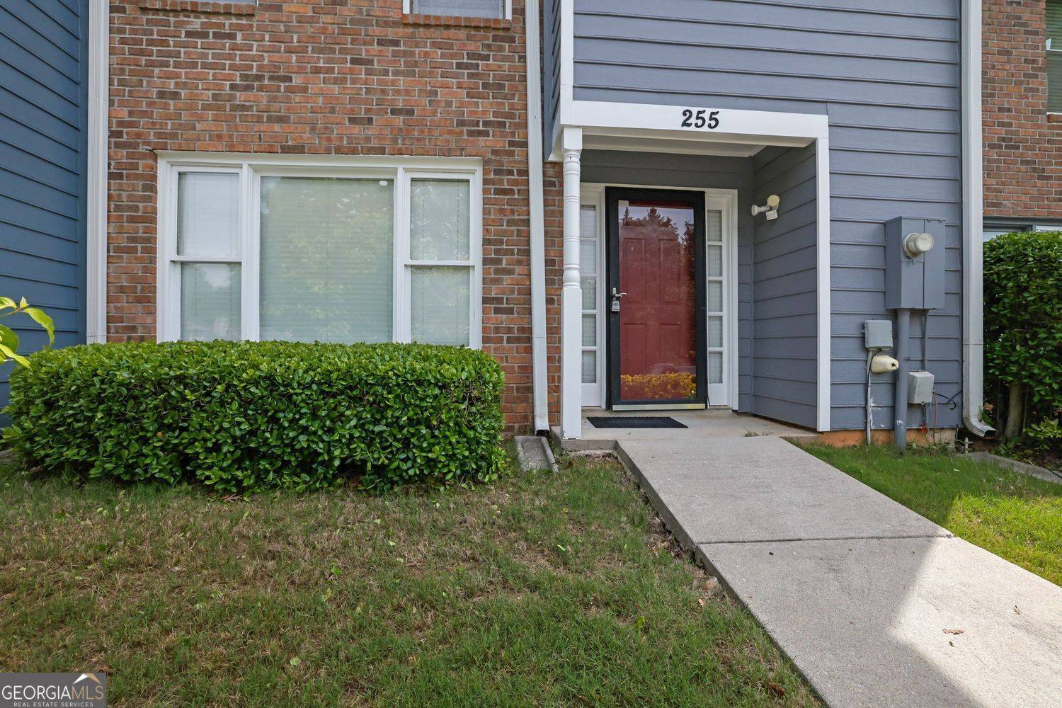 Tucker, GA 30084,255 Triple Oaks DR