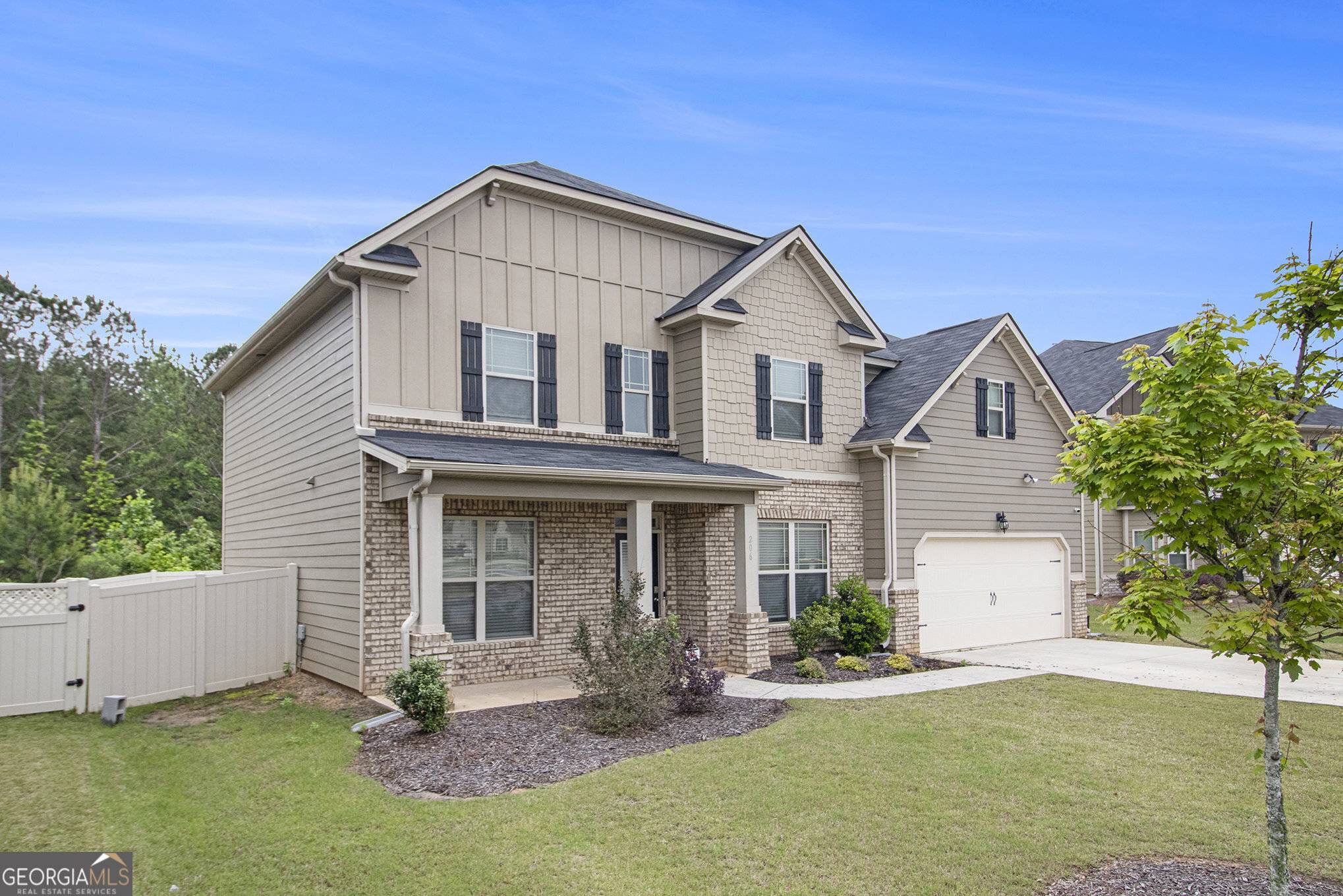 Newnan, GA 30265,206 Brookview DR