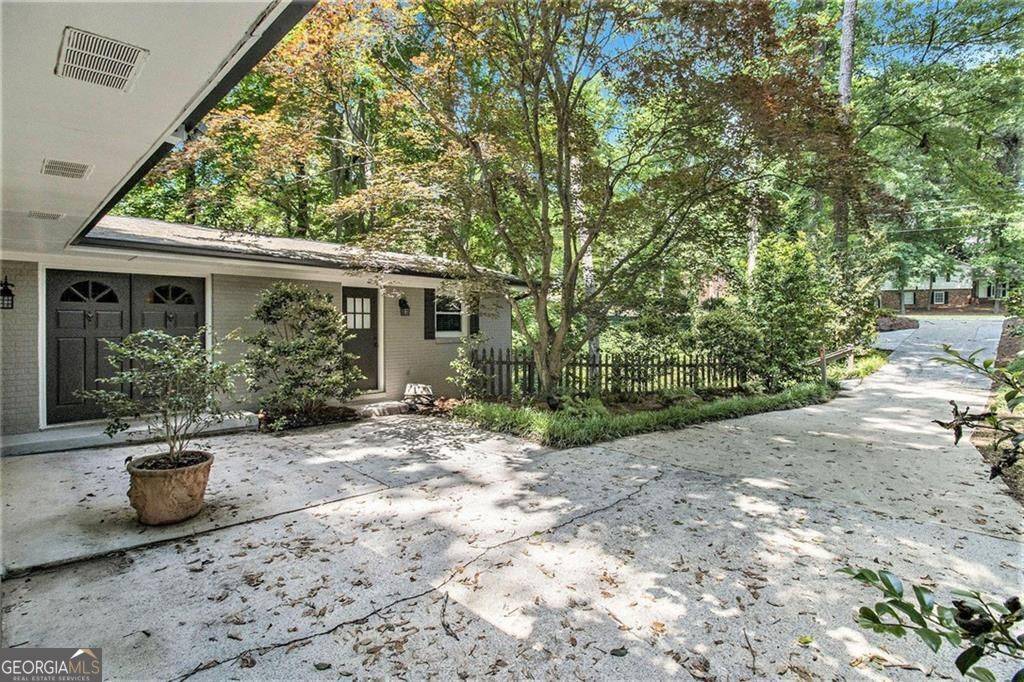 Atlanta, GA 30328,6590 Williamson DR NE