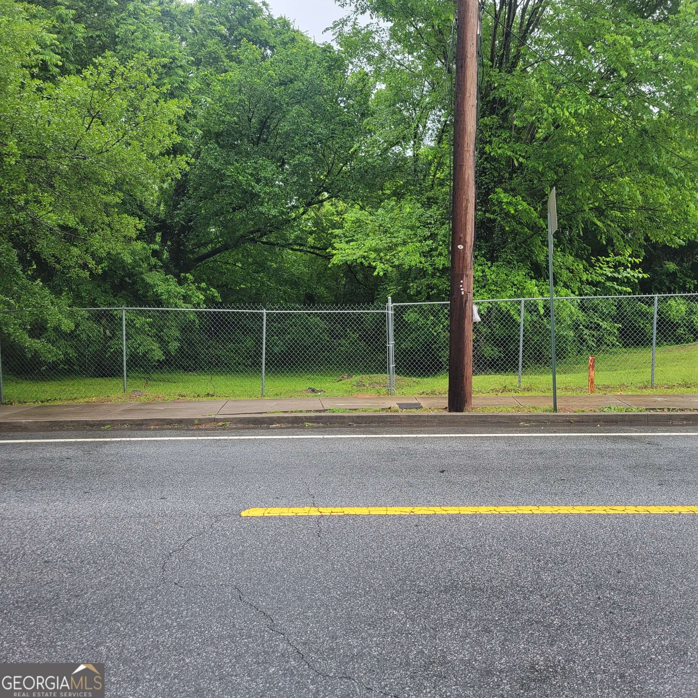 Atlanta, GA 30331,1210 Bolton RD