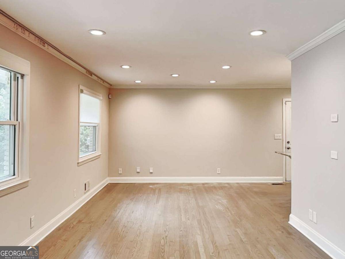 Smyrna, GA 30082,878 Lake CT SE