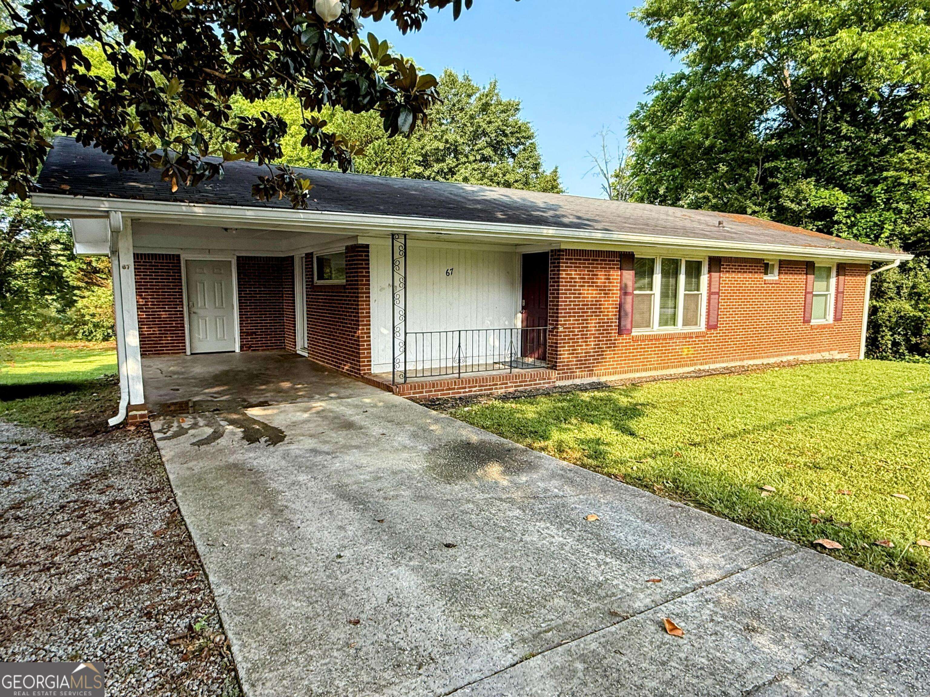 Newnan, GA 30263,67 Sprayberry RD