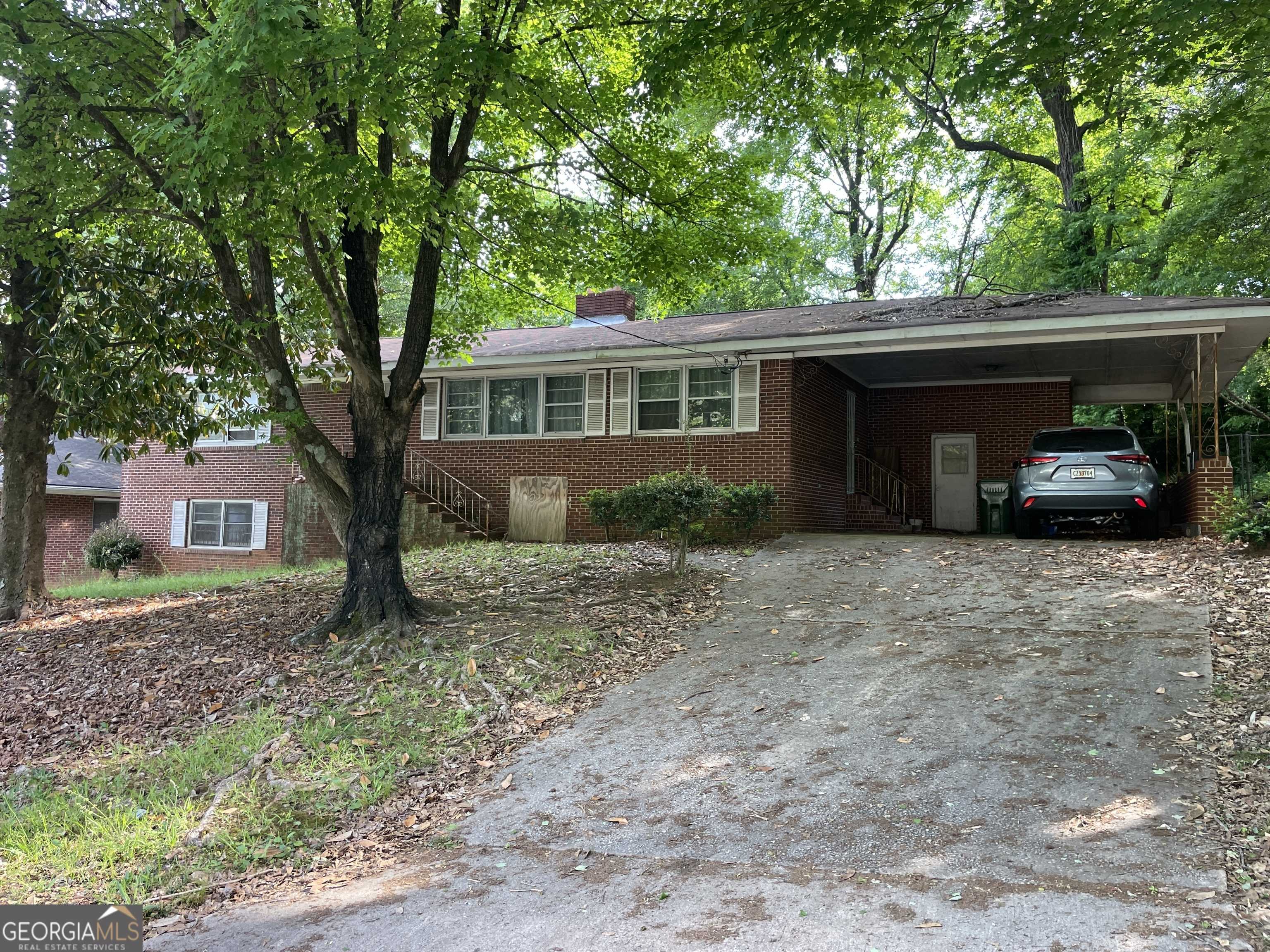Atlanta, GA 30314,185 W Lake DR NW