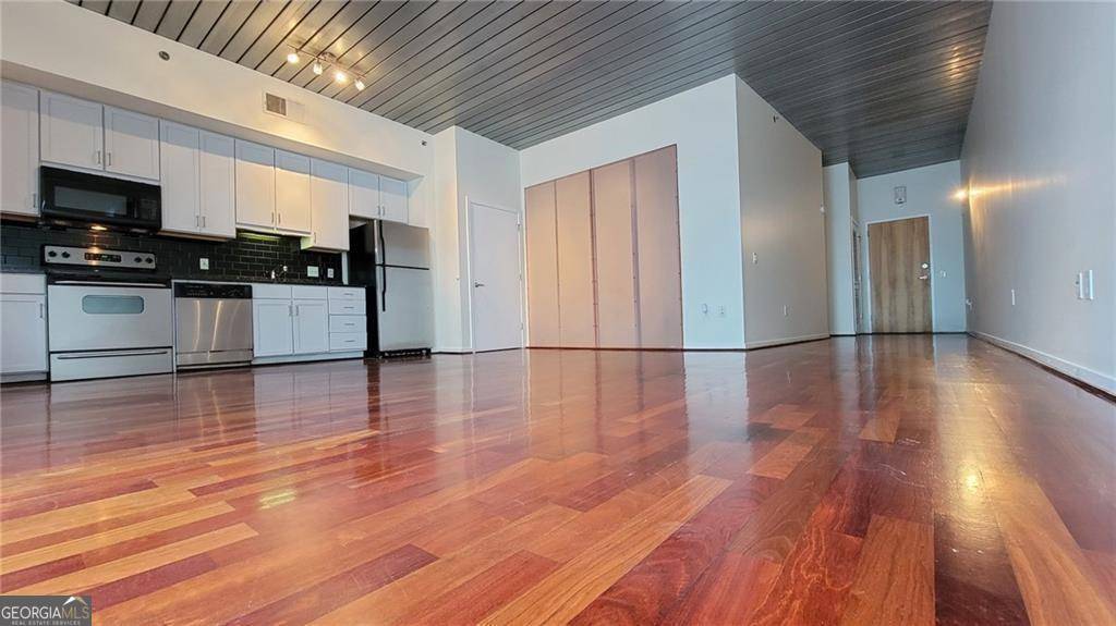 Atlanta, GA 30308,620 Glen Iris DR NE #321
