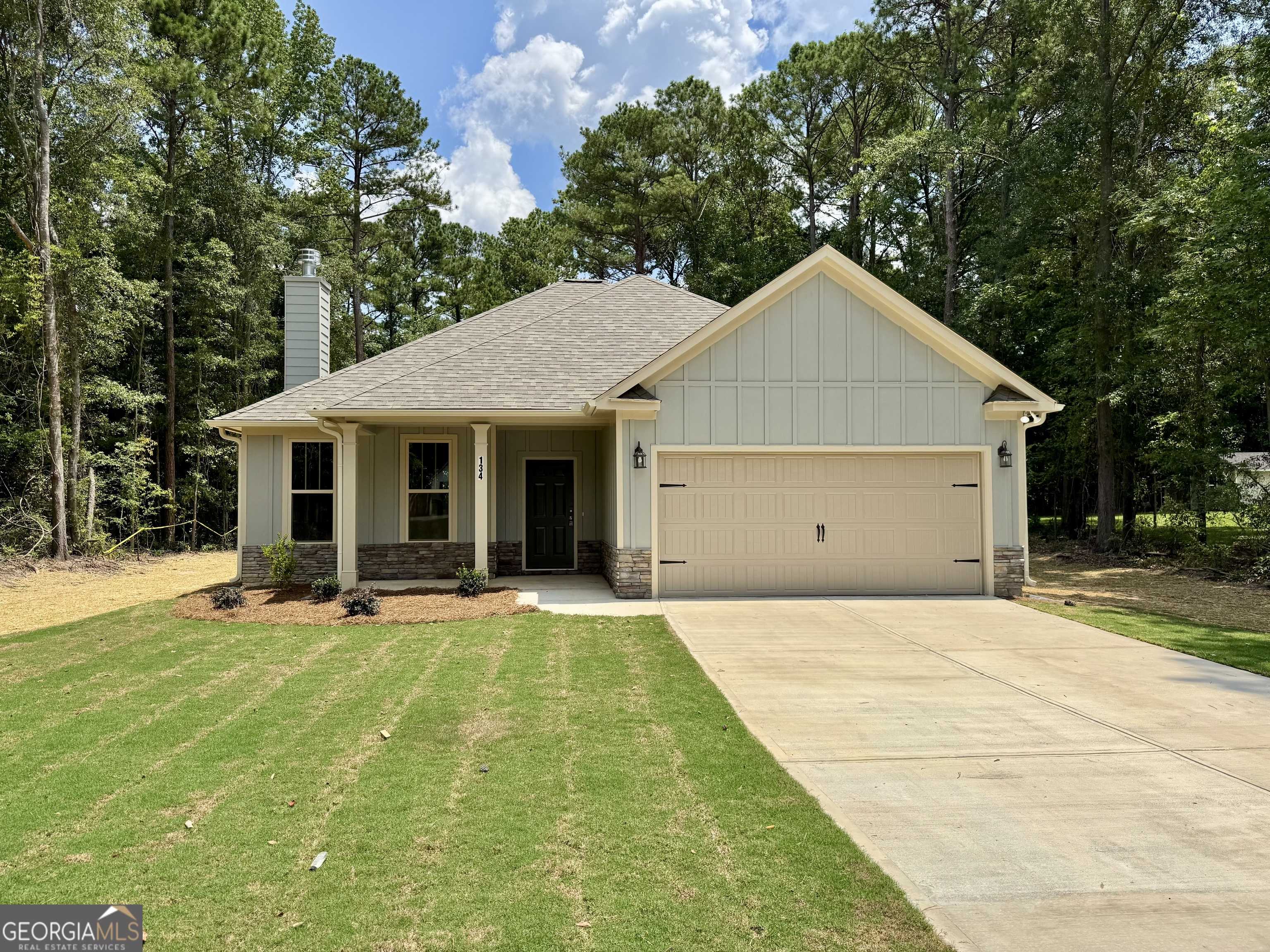 Macon, GA 31211,134 Country World DR