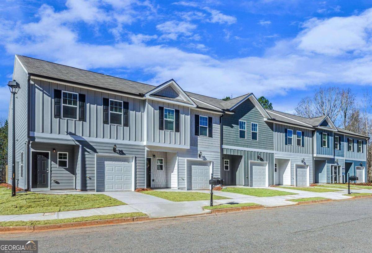 Hoschton, GA 30548,182 Jaxton ST #71
