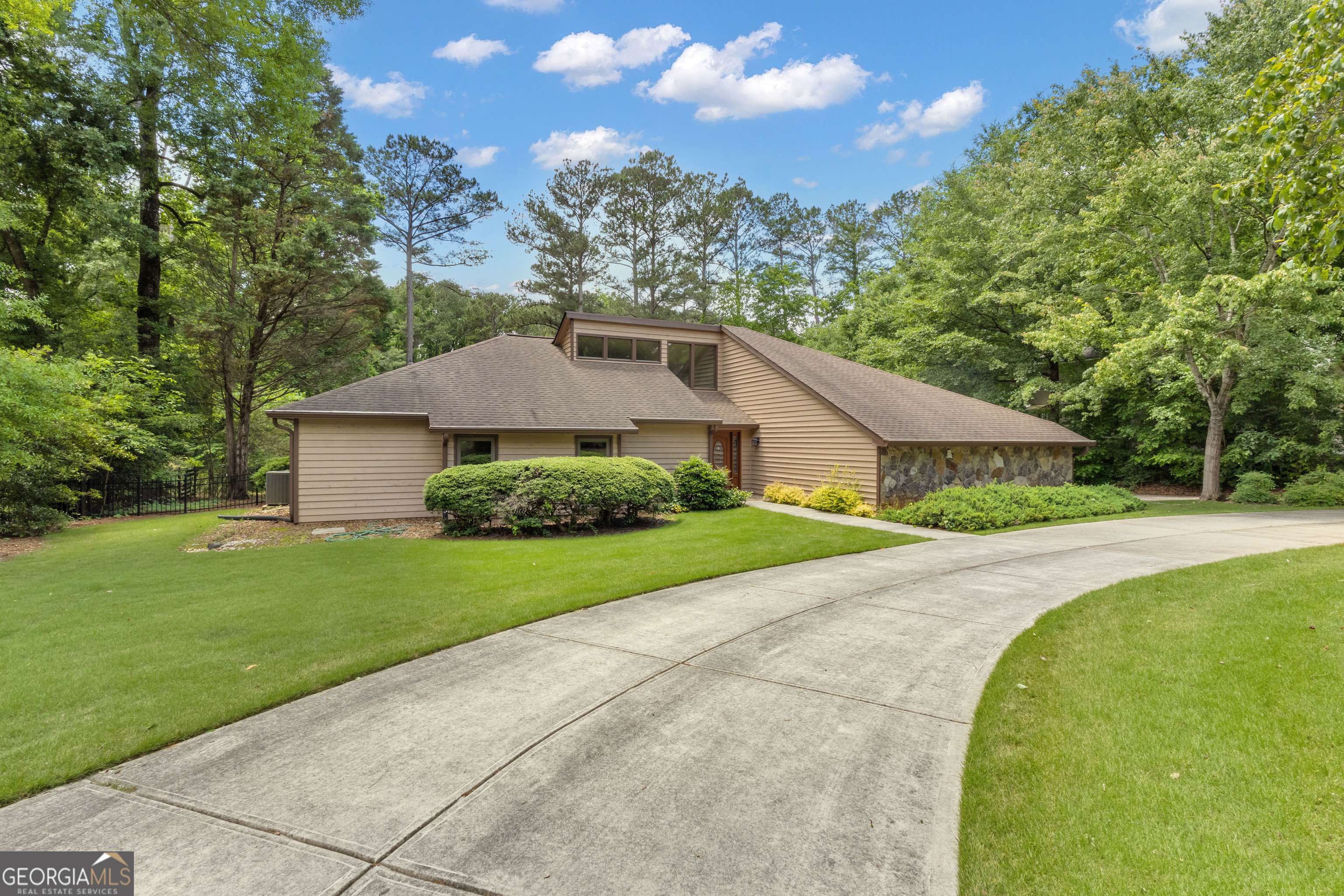 Peachtree City, GA 30269,105 Gleneagles PT