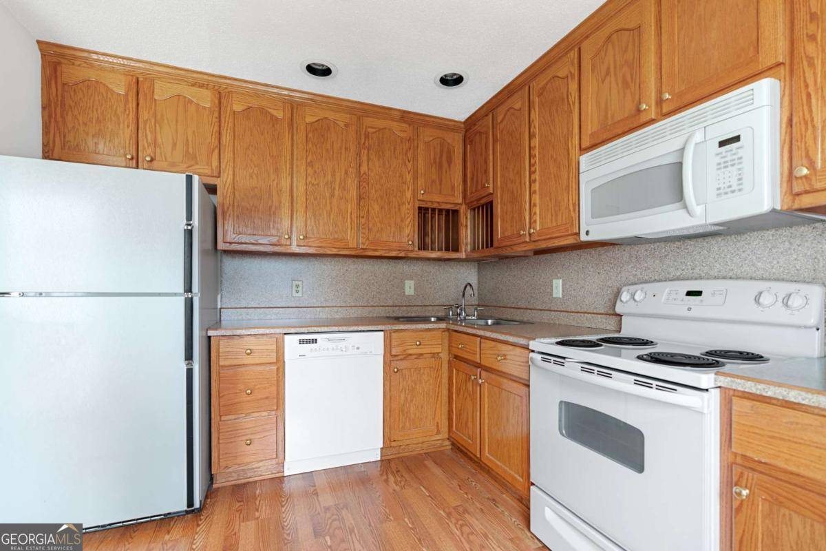 Lawrenceville, GA 30044,1104 Country CT