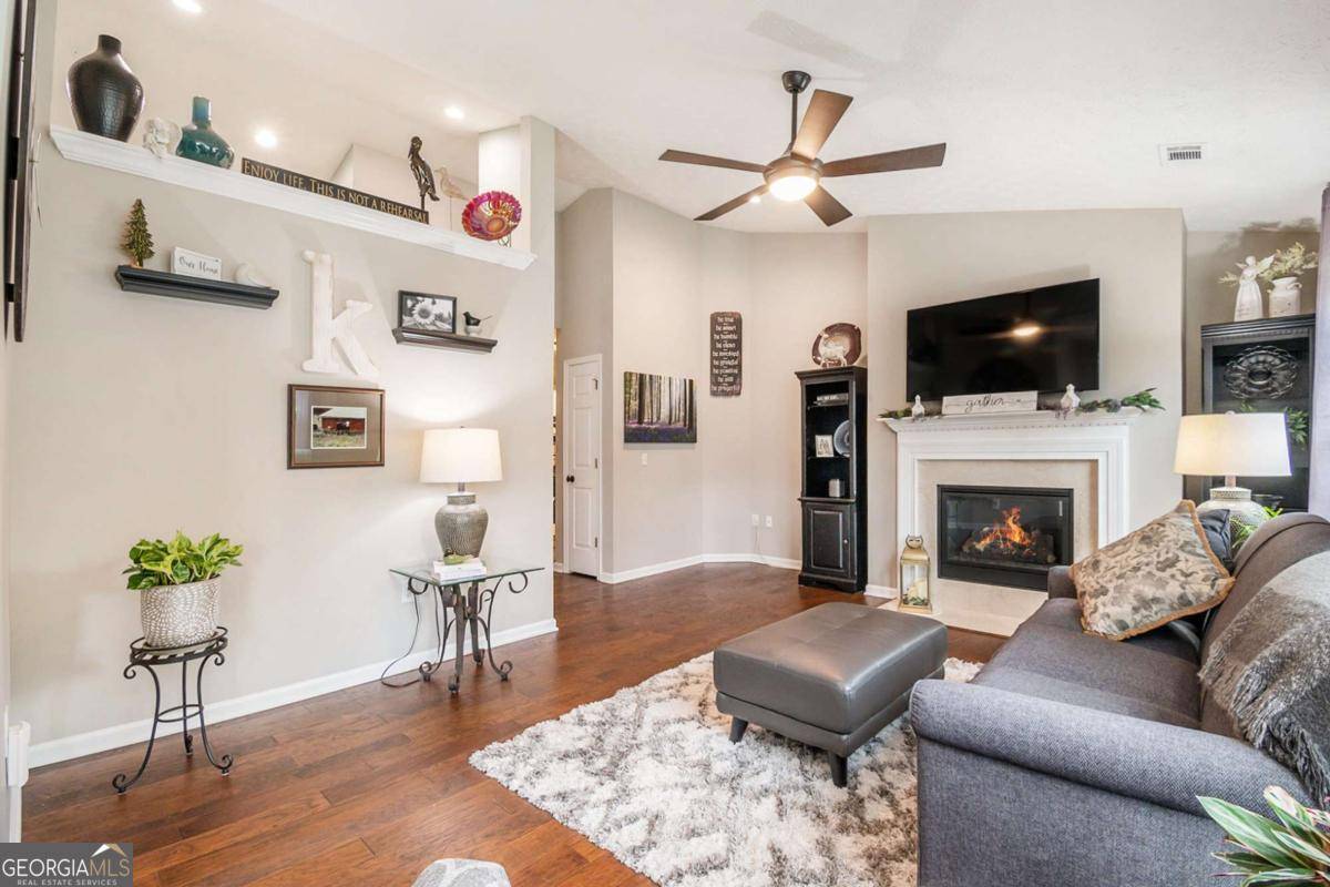 Acworth, GA 30102,624 Spanish Oak DR