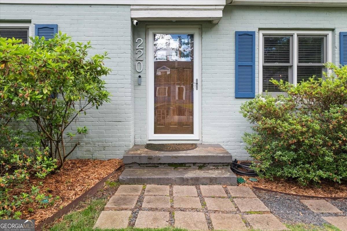 Atlanta, GA 30317,220 Sisson AVE NE