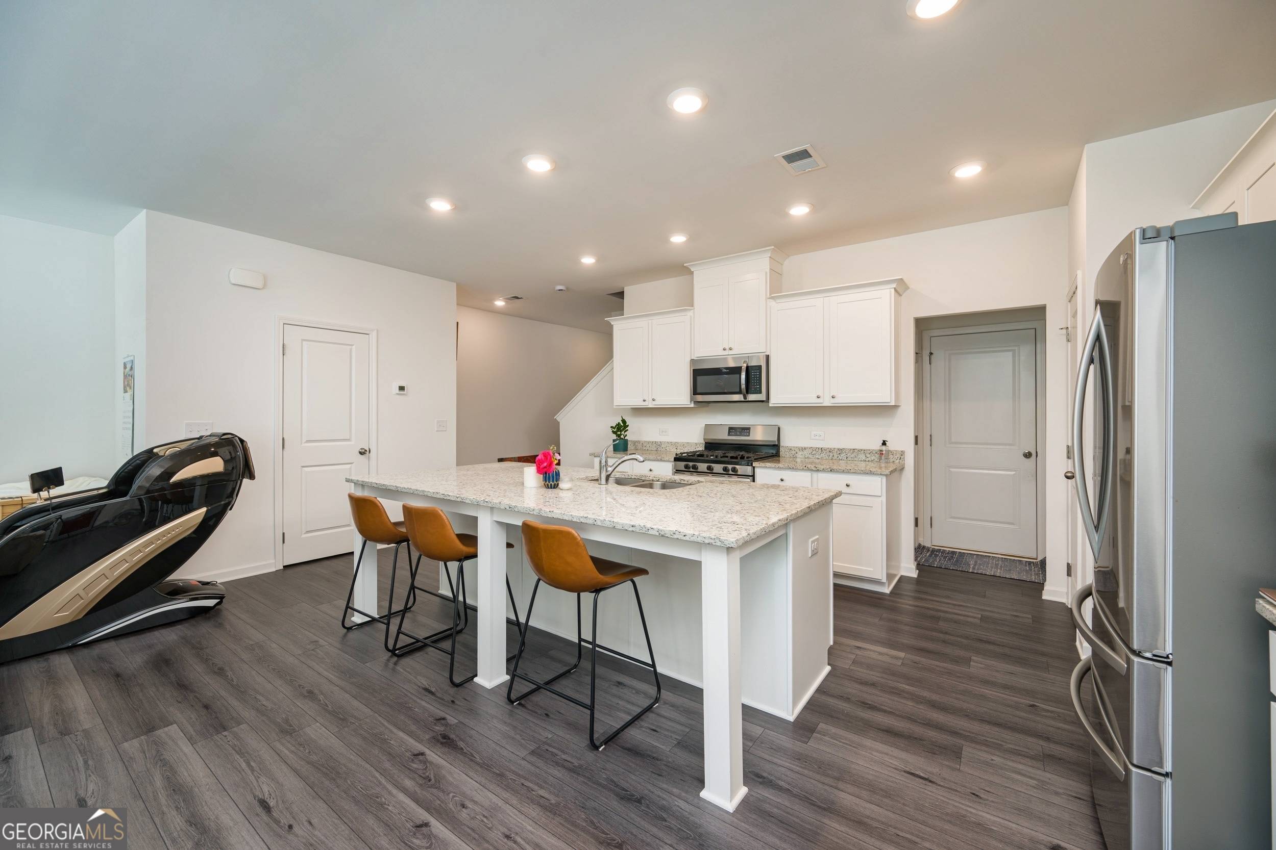 Suwanee, GA 30024,668 Isom Walk