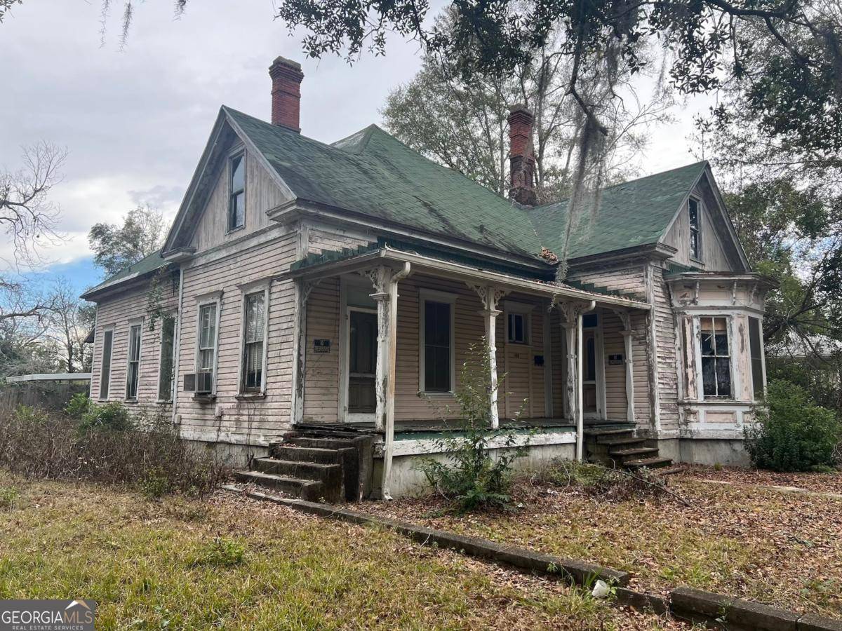 Valdosta, GA 31601,108 Wells ST