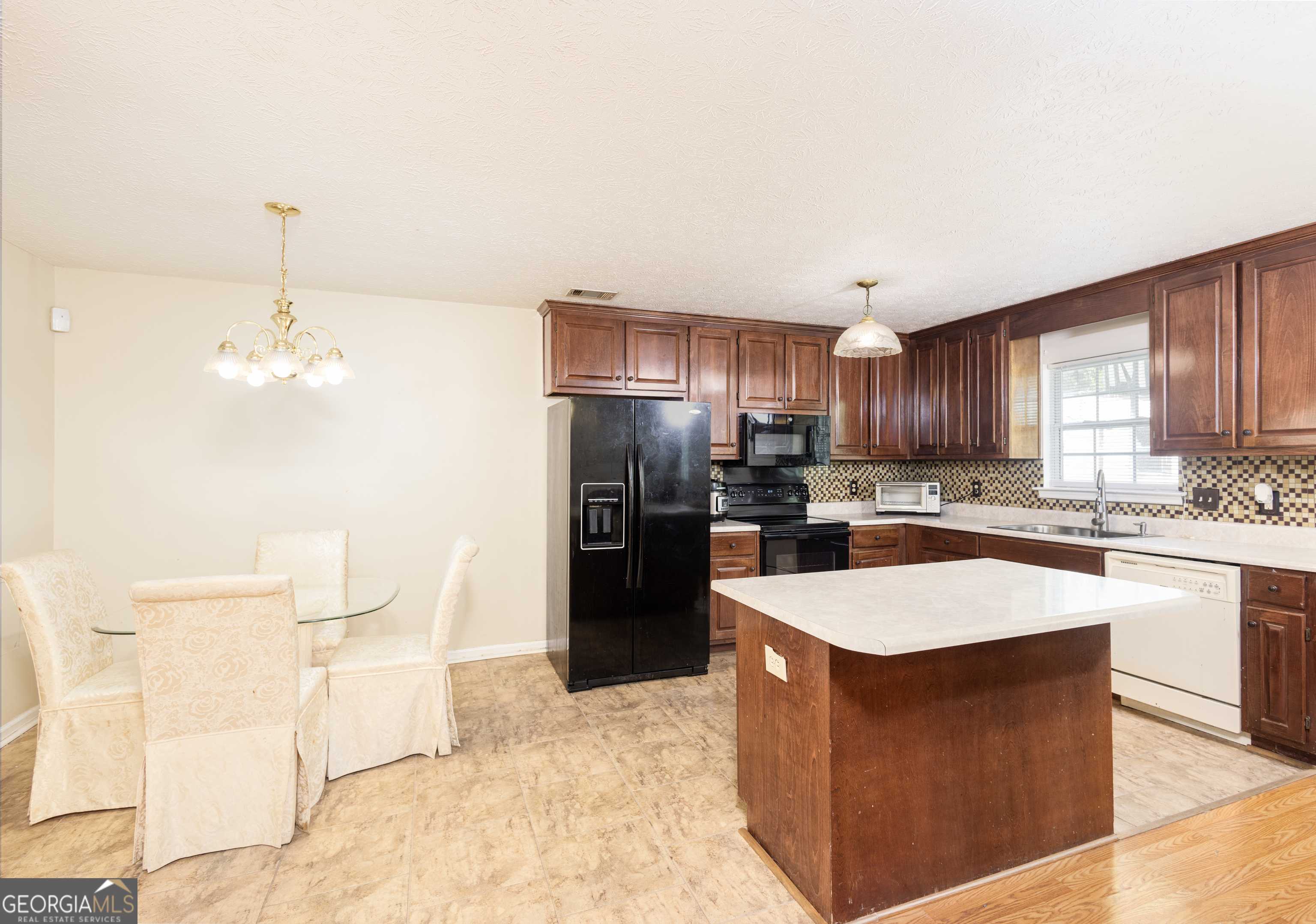 Columbus, GA 31907,558 Wilder DR