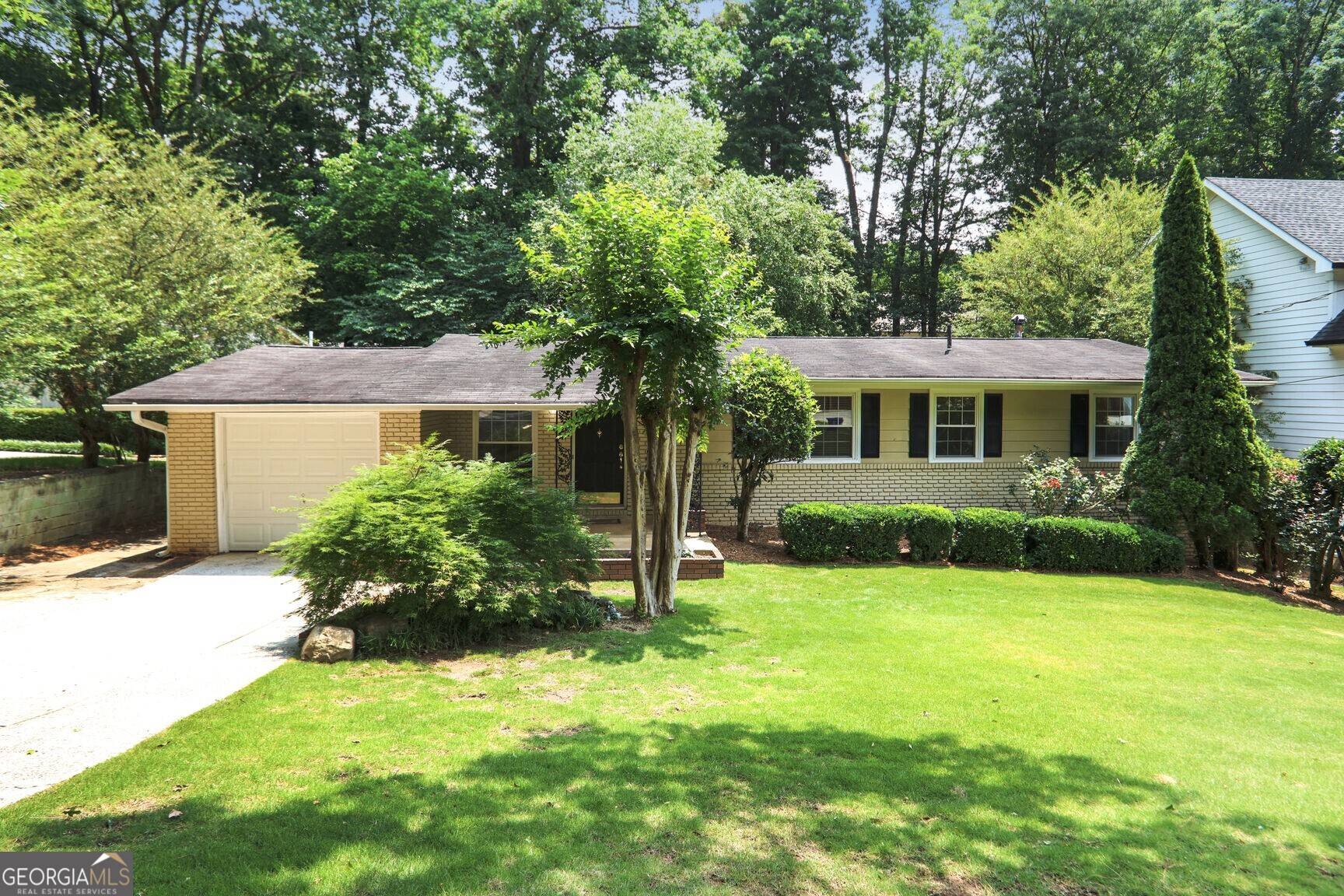 Brookhaven, GA 30319,3679 Donaldson DR NE
