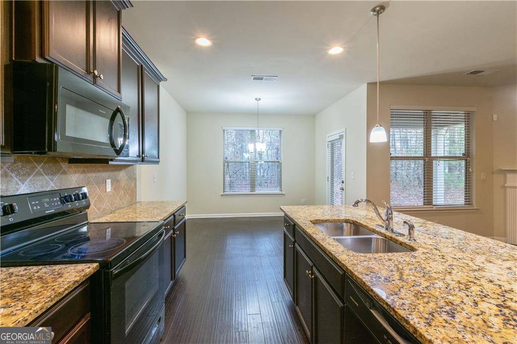 Mcdonough, GA 30253,333 Lossie LN