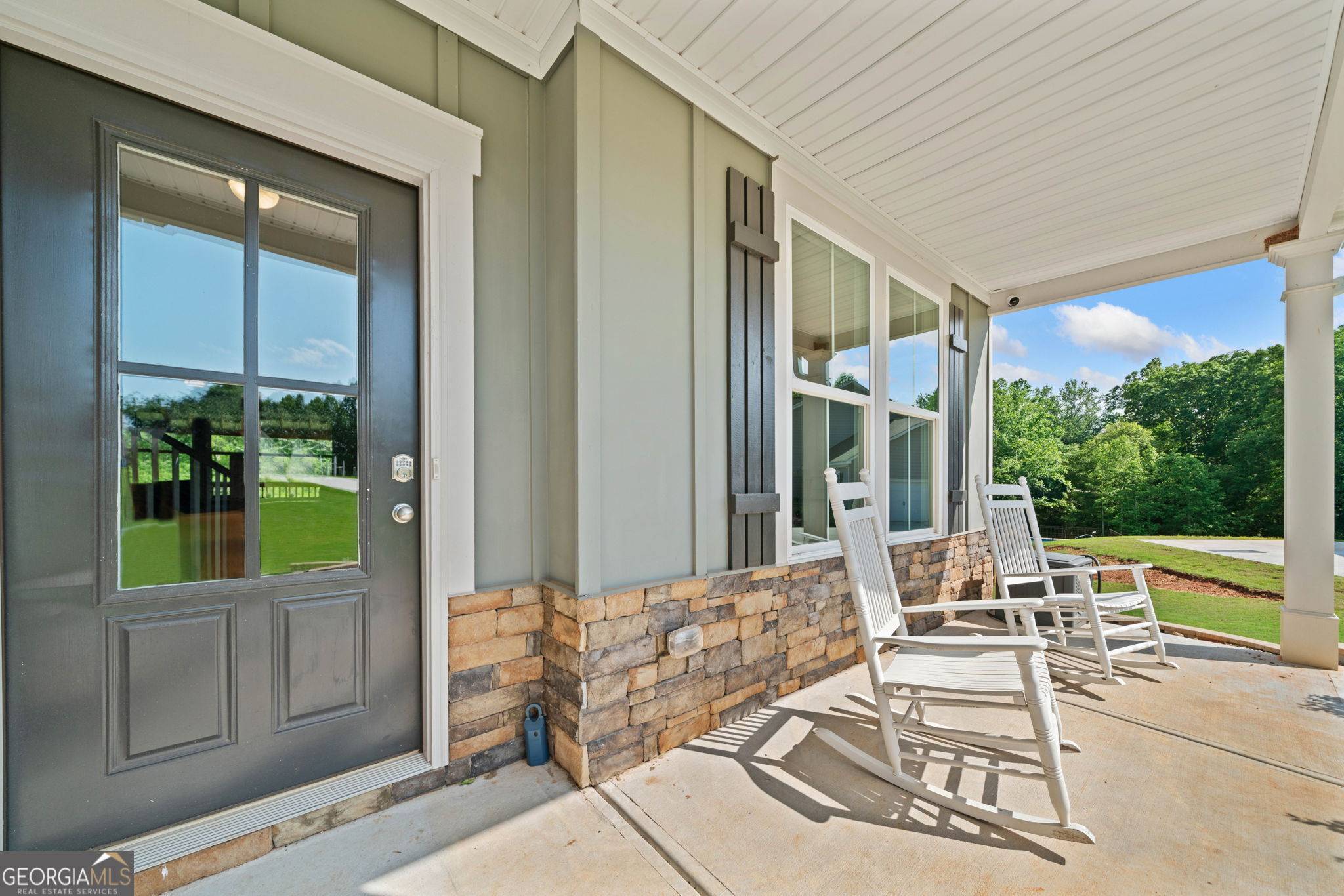 Cornelia, GA 30531,433 Crystal WAY