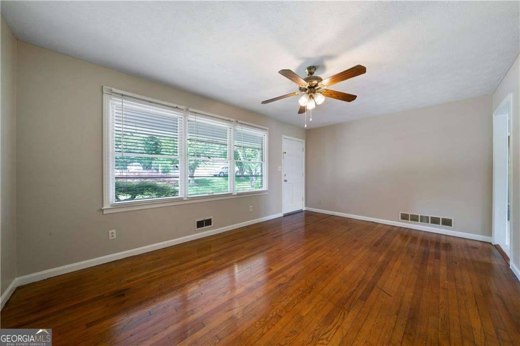 Mableton, GA 30126,87 Virgil ST SW