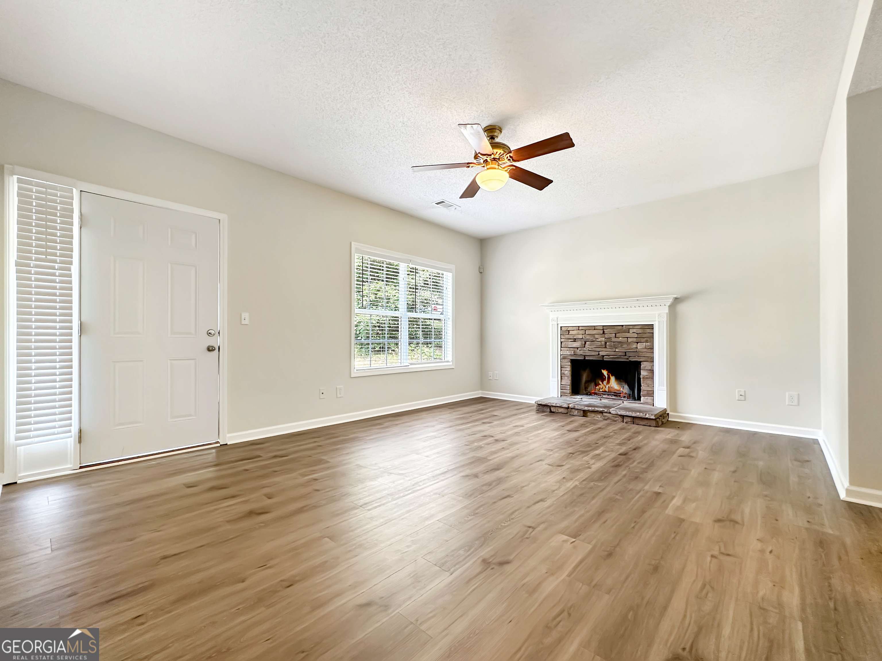 Newnan, GA 30263,80 Corn Crib DR
