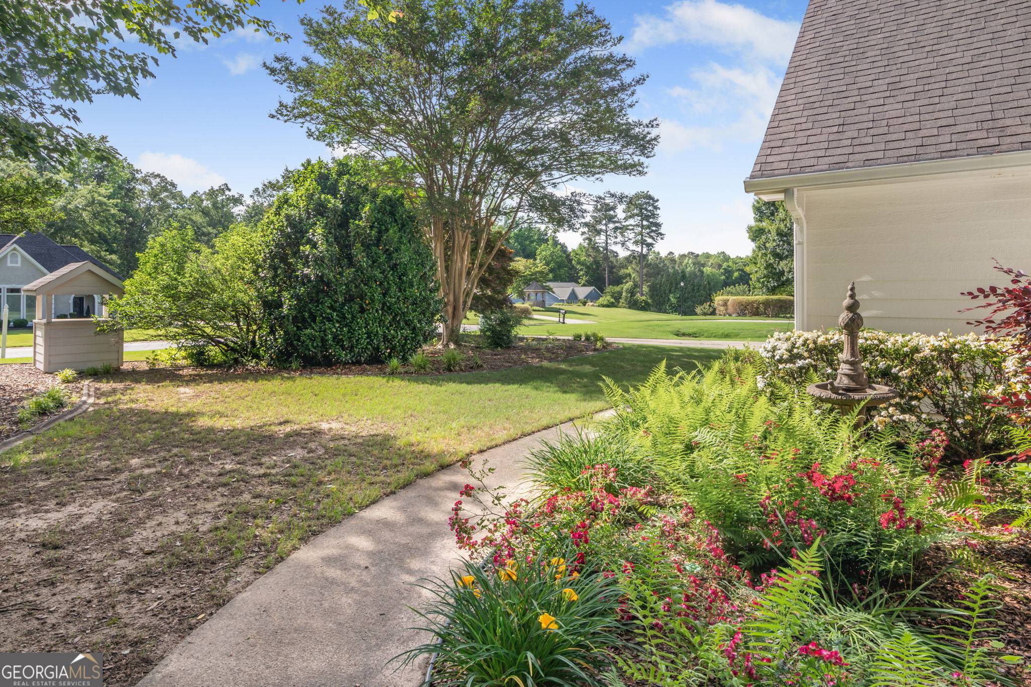 Sharpsburg, GA 30277,19 Indian Bluff DR