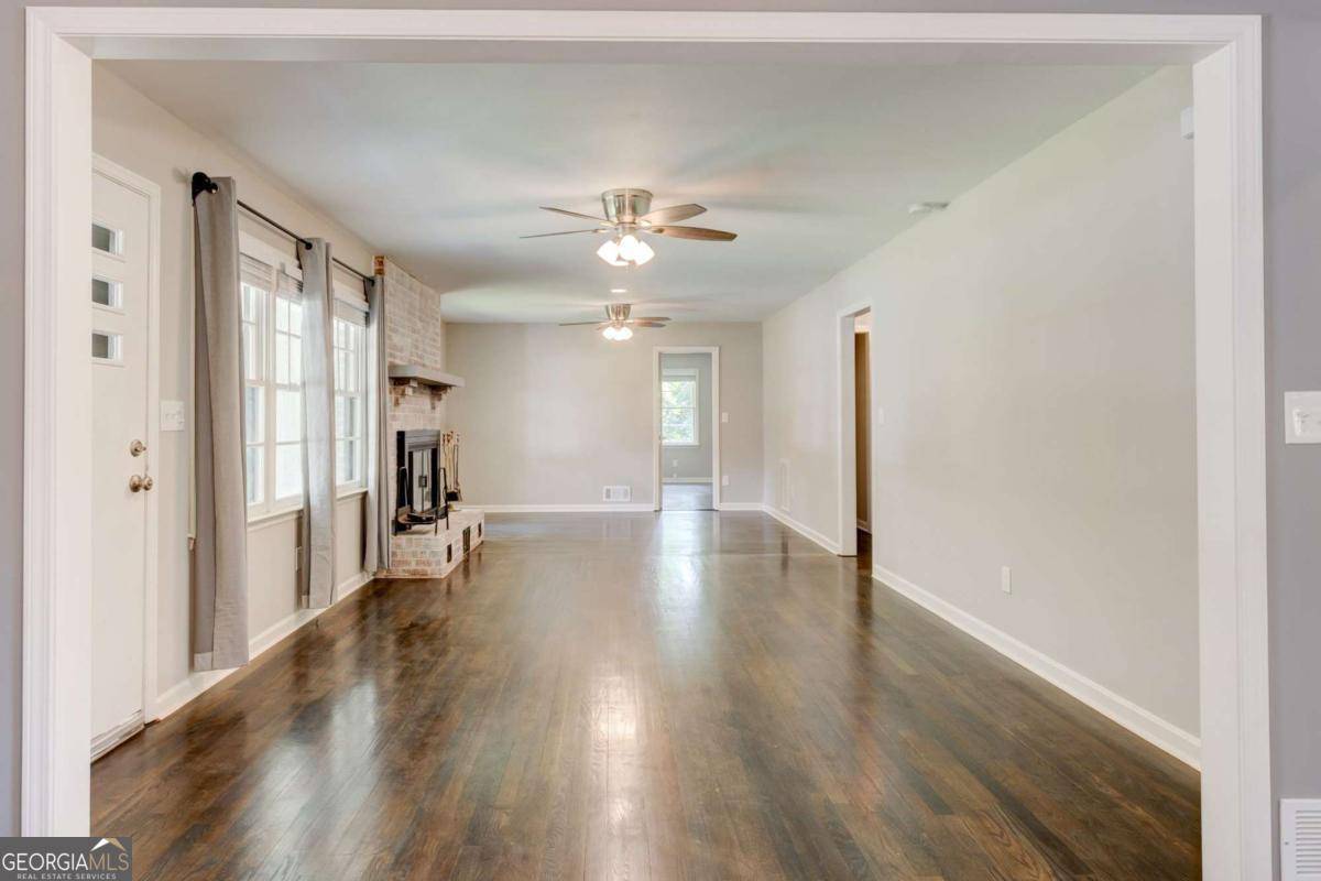 Oakwood, GA 30566,5174 McEver RD