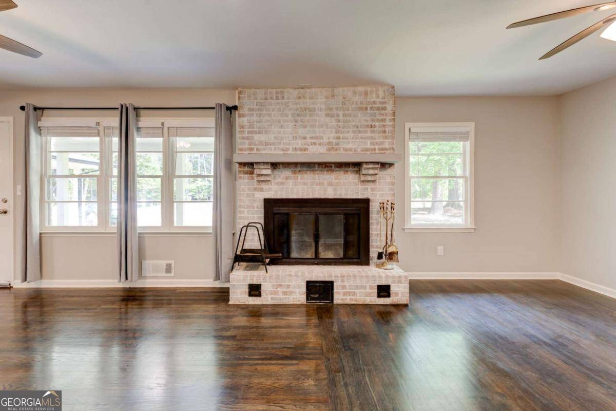 Oakwood, GA 30566,5174 McEver RD